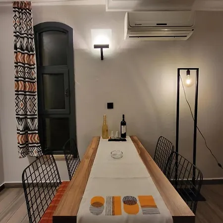 Lejlighed Well Designed Apartment